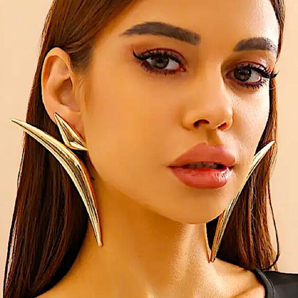 Exaggerated Gold Spiked Earrings, Oversized,, Statement, Club, Punk, R… - Picture 3 of 7